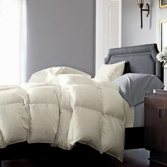 The Company Store Legends Hotel Luxury Goose Down Comforter+Bonus … - Picture 2 of 8